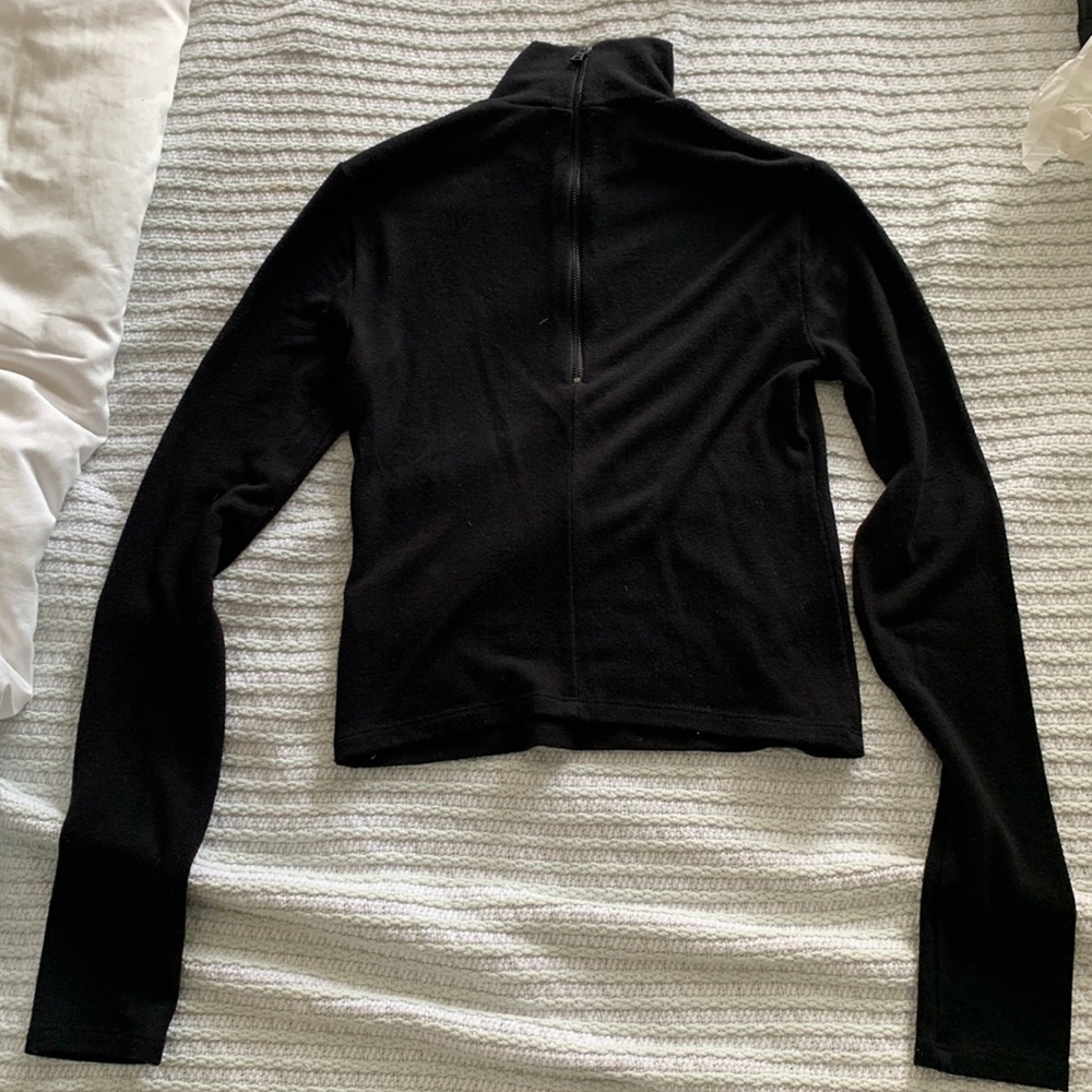 Black Alice + Olivia turtleneck quarter zip sweater